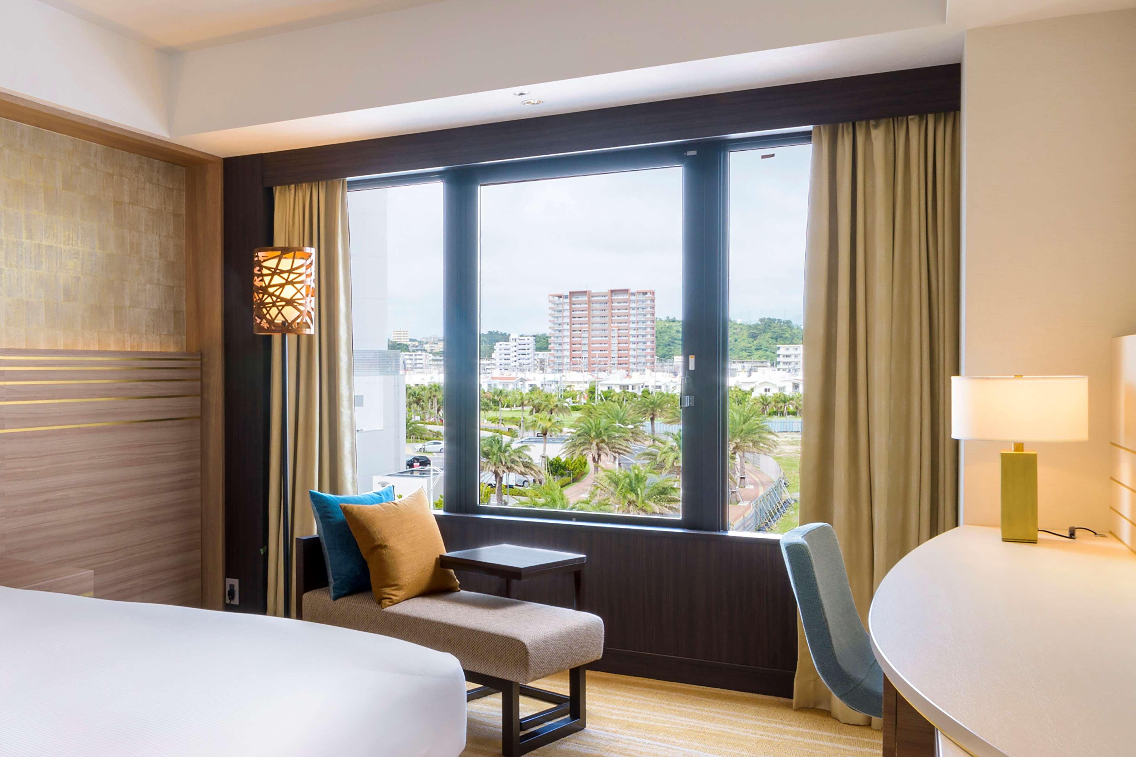 Doubletree By Hilton Okinawa Chatan Resort Exterior photo