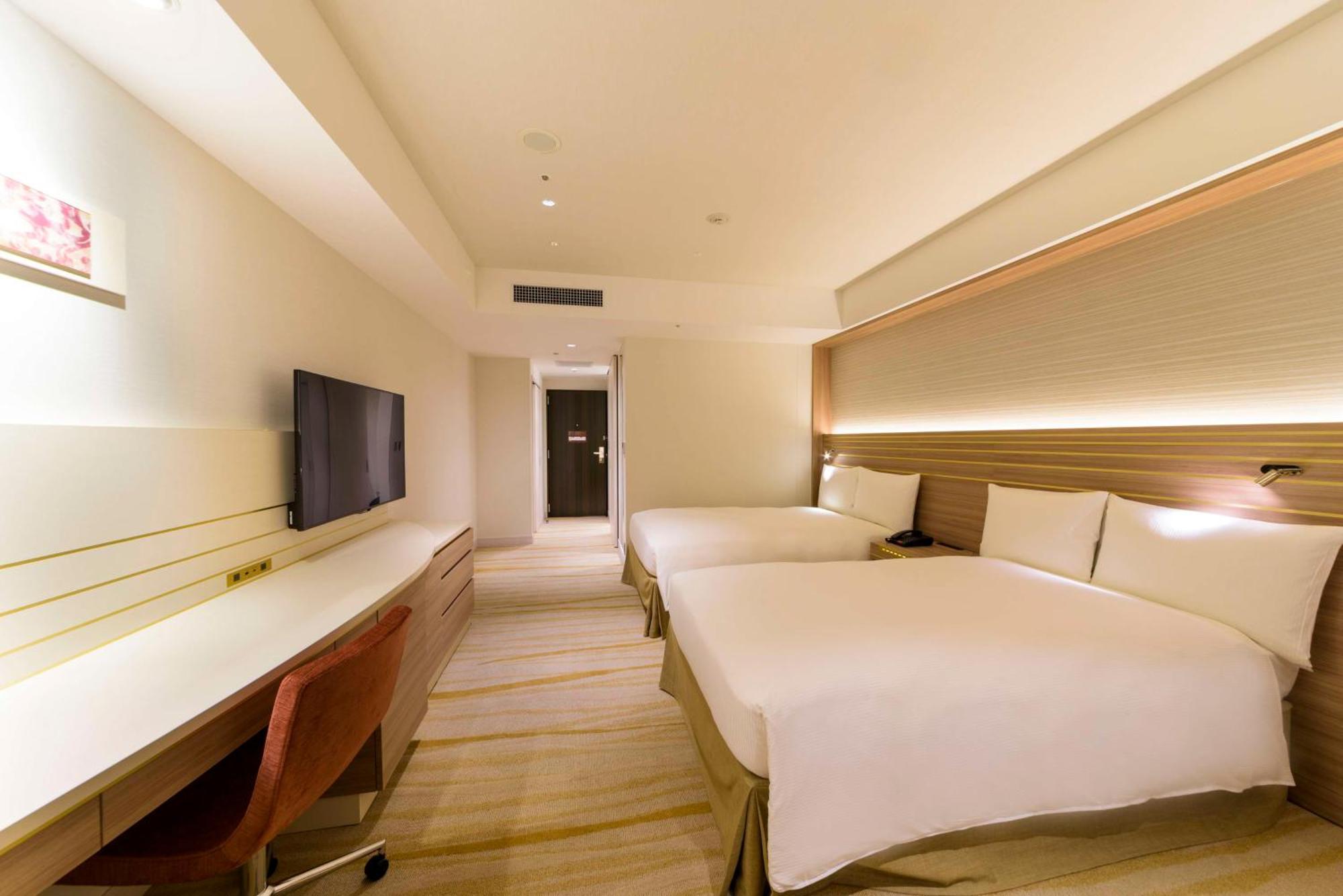 Doubletree By Hilton Okinawa Chatan Resort Exterior photo