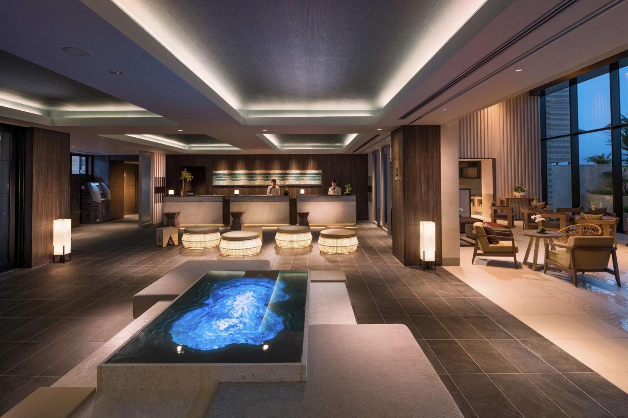 Doubletree By Hilton Okinawa Chatan Resort Exterior photo