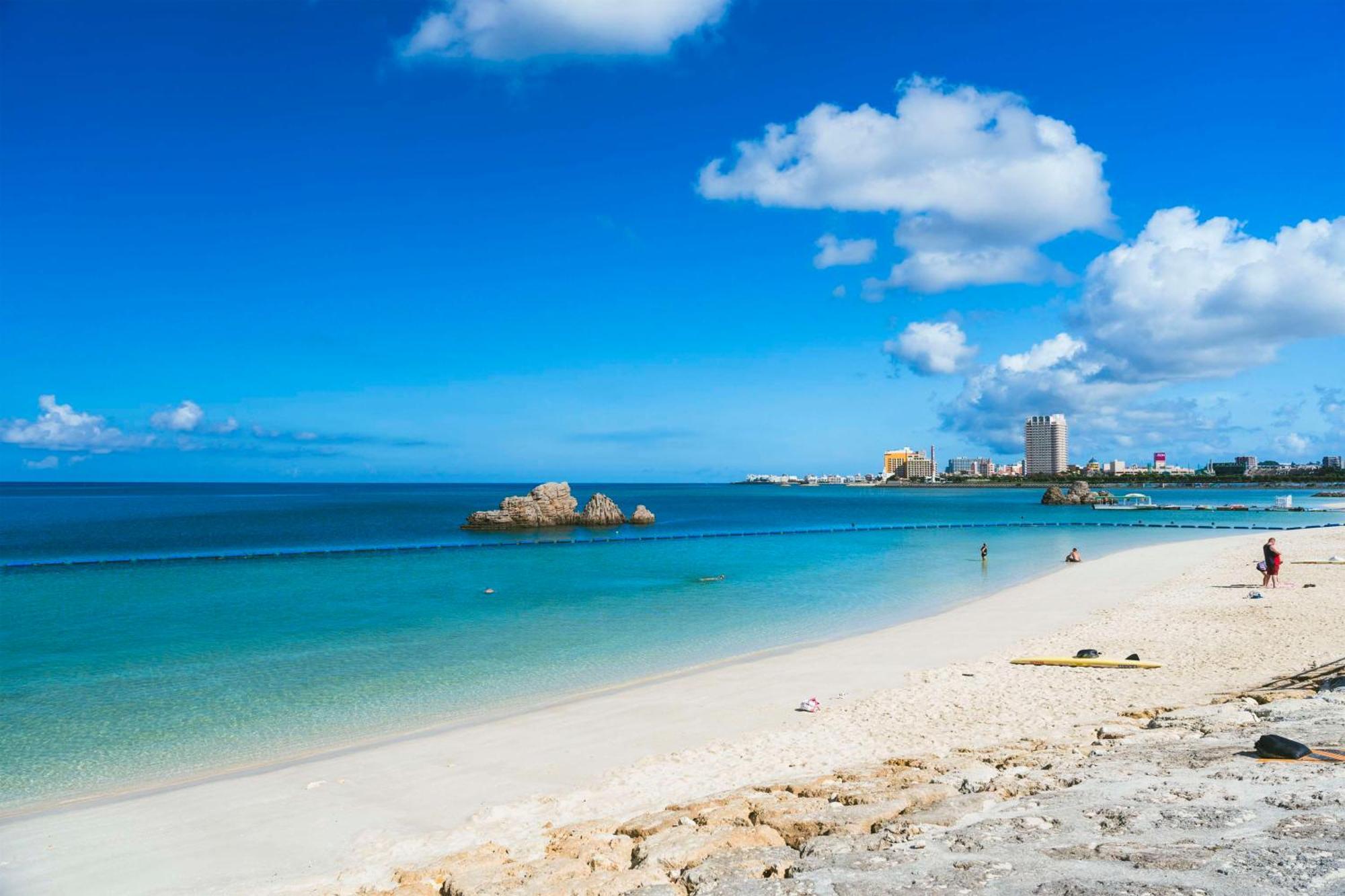 Doubletree By Hilton Okinawa Chatan Resort Exterior photo