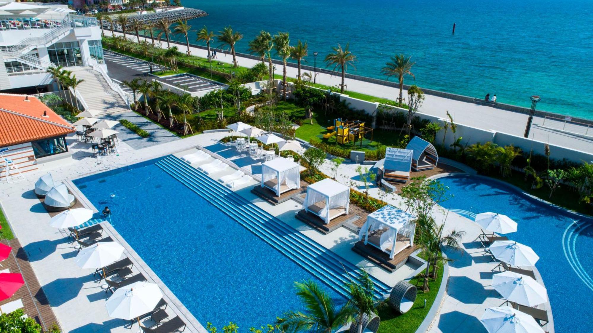 Doubletree By Hilton Okinawa Chatan Resort Exterior photo